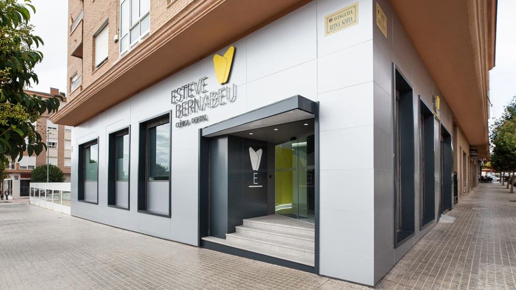 Clínica Dental en Petrer Esteve Bernabeu Clínica Dental en Petrer Esteve Bernabeu